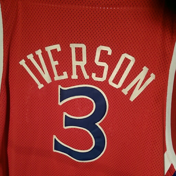 Mitchell & Ness Sixers Iverson Jersey - Picture 5 of 8